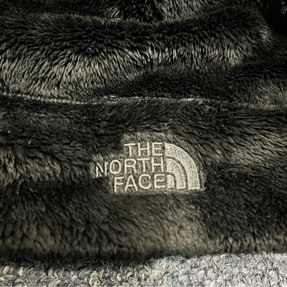 The North Face Women's Osito Black Beanie - Picture 6 of 6